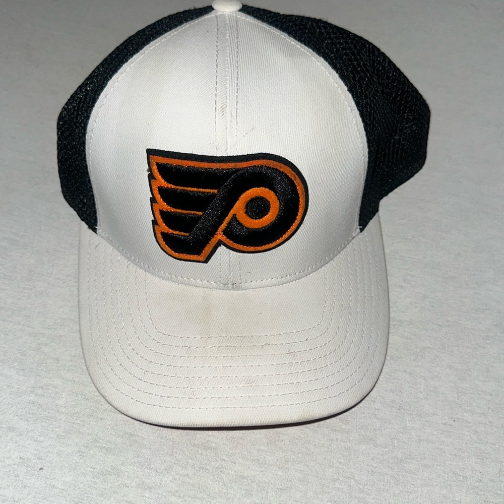 COPY - Collectible Philadelphia Flyers Pro Fanatics Hat.